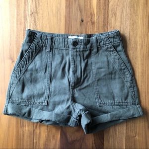 Reformation Utility Shorts, Army (Green), Size 28